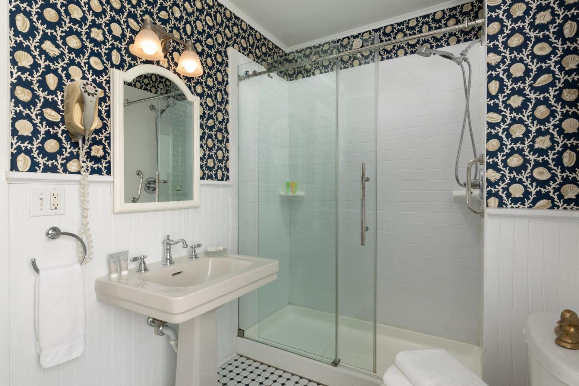 Harbor Knoll Bed And Breakfast กรีนพอร์ต ภายนอก รูปภาพ